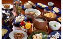 <b>8月20日财经早餐：美元连续走高，金价跌破1500，</b>